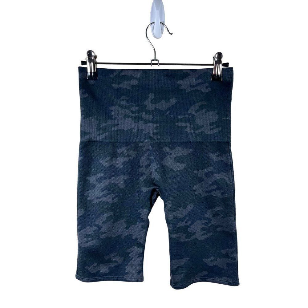 Spanx Look at Me Now Seamless Bike Shorts Black Camo Womens Size Large Athletic